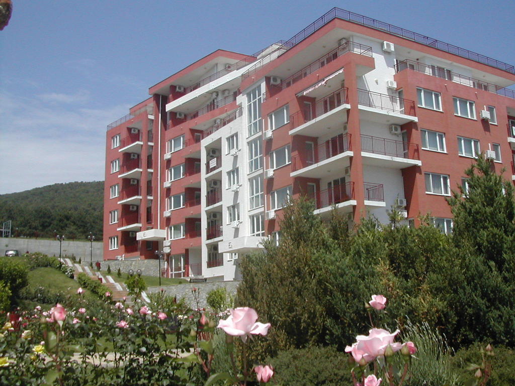 Marina Panorama Grand Resort Private Apartments Sveti Vlas Buitenkant foto