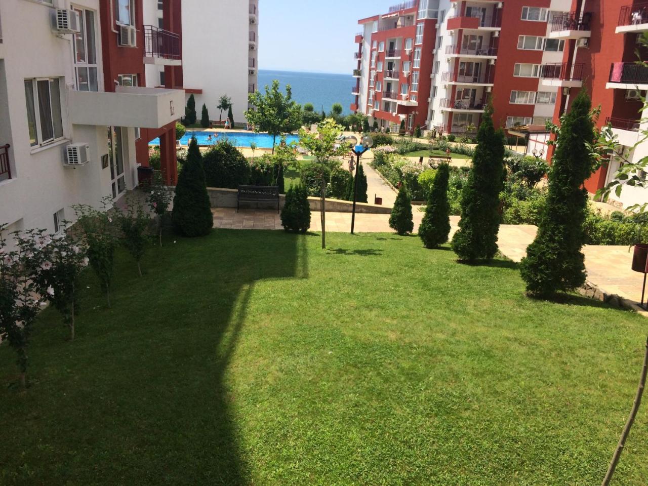 Marina Panorama Grand Resort Private Apartments Sveti Vlas Buitenkant foto